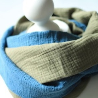 Loop zweifarbig Musselin mit Lochstickerei – Wende-Loop für Frühjahr & Sommer, Khaki